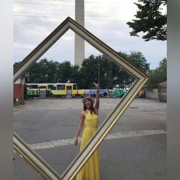 STUNNING Veneno en la Piel Yellow Maxi Dress - Picture 4 of 5